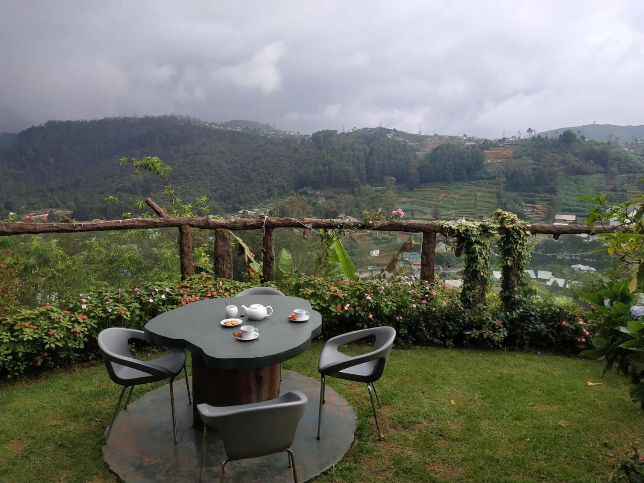 Misty Mountain Villas Nuwara Eliya Exterior foto